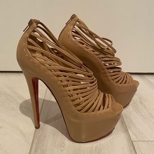 CHRISTIAN LOUBOUTIN Tan Leather Zoulou Platforms